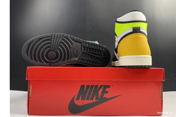 1 555088-118 'Volt Jordan  Air High Retro OG Gold' 555088-118 0606